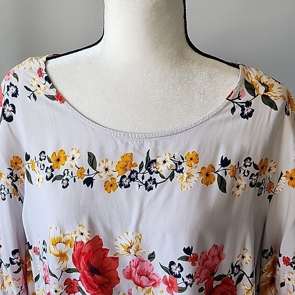 Old Navy gray floral pattern dress with elbow length sleeves - Picture 8 of 14